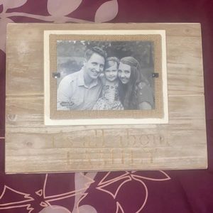 “It’s all about family” picture frame